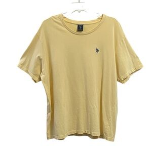 US POLL ASSN. MENS YELLOW SHORT SLEEVE SHIRT SIZE XL